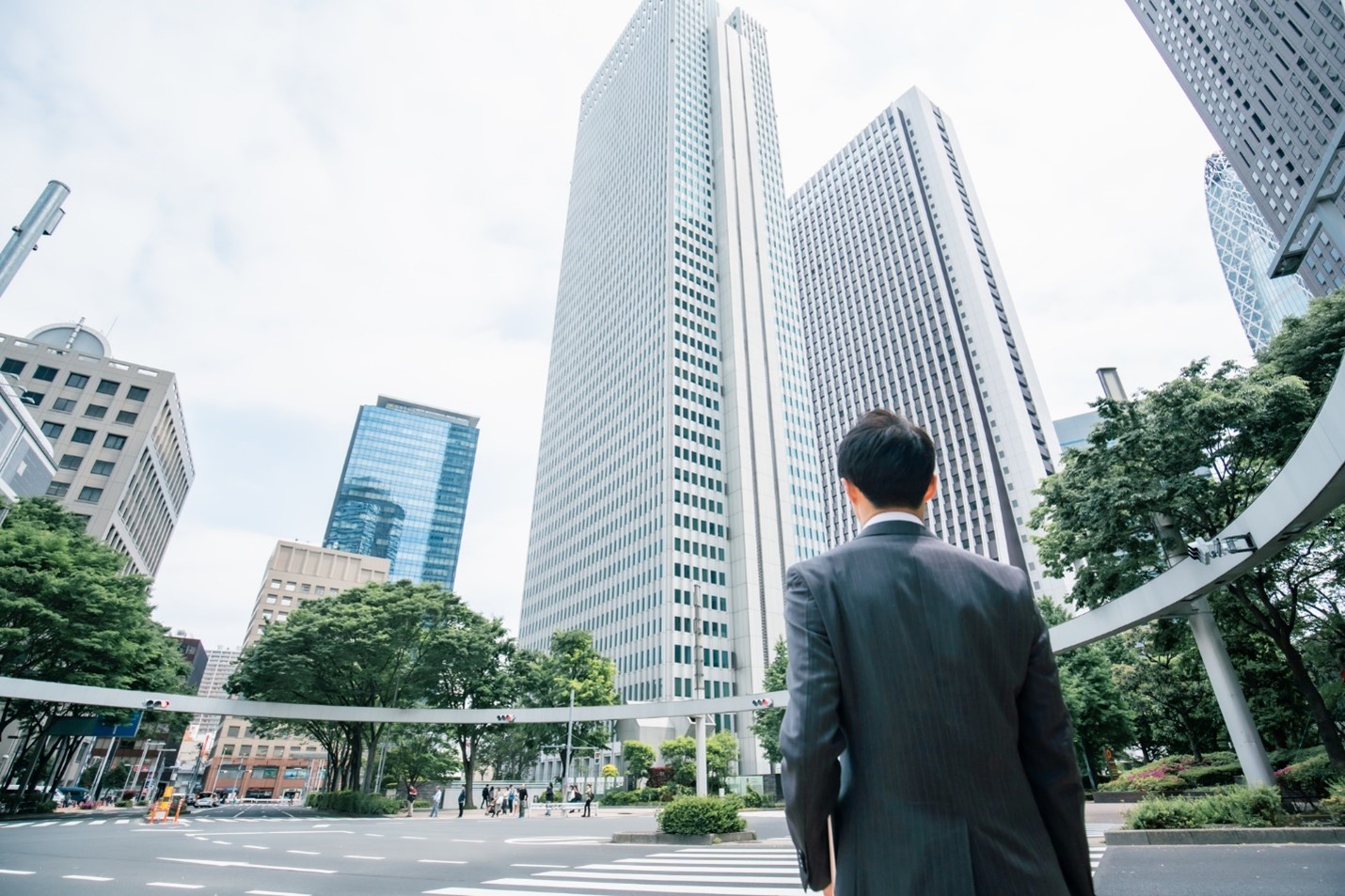 新規営業を成功させる完全ガイド：効果的な手法と成果を出すポイント