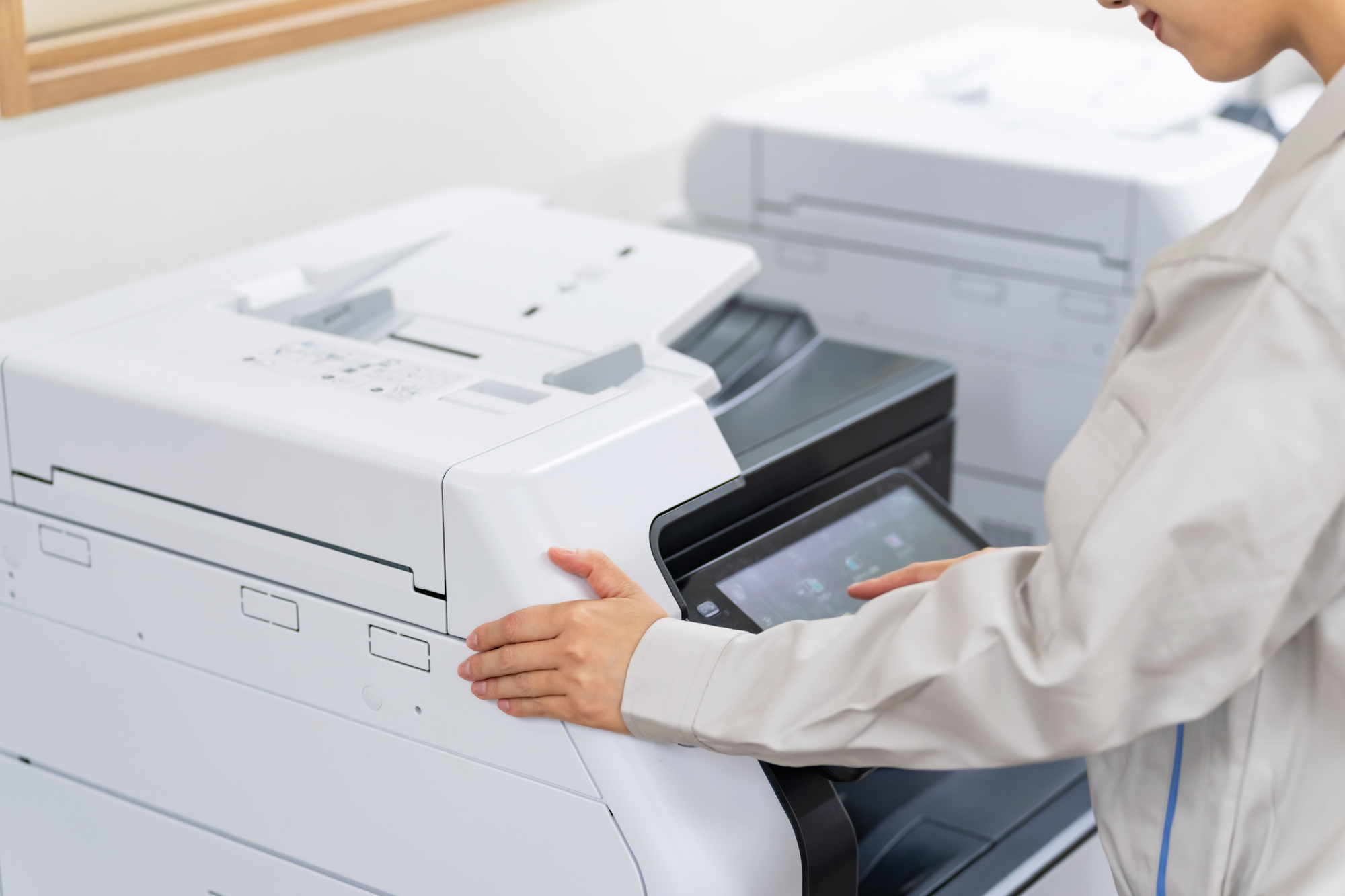 FAX送付状の書き方完全ガイド｜テンプレート・文例付き